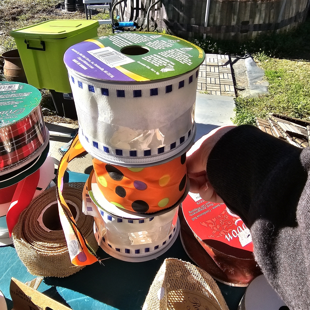 Assorted Burlap and Decorative Ribbons - Picture 8 of 11